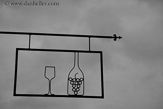 wine-sign-bw.jpg