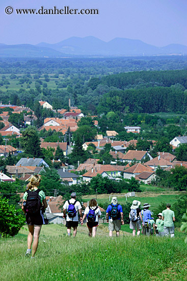 hiking-w-town-overlook-2.jpg