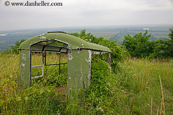 old-green-bus-frame.jpg