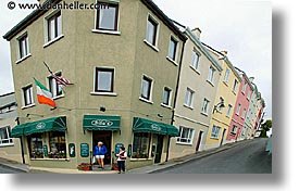 images/Europe/Ireland/Connemara/Misc2/roundstone-village-3.jpg