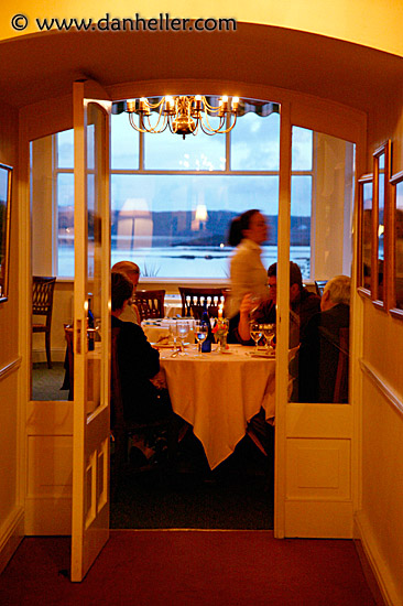 dining_room-3.jpg