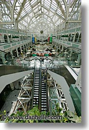 images/Europe/Ireland/Leinster/Dublin/Buildings/glass-mall-2.jpg