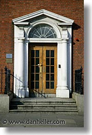 images/Europe/Ireland/Leinster/Dublin/DoorsWins/edwardian-doors-2.jpg