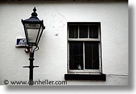 images/Europe/Ireland/Leinster/Dublin/DoorsWins/lamp-window.jpg