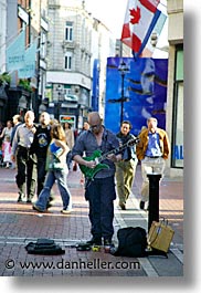 images/Europe/Ireland/Leinster/Dublin/People/guitar-player-1.jpg
