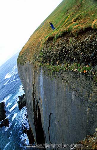 loophead-cliffs-b.jpg