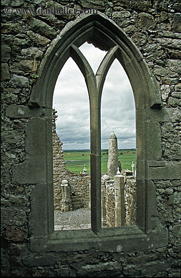 gothic-window.jpg