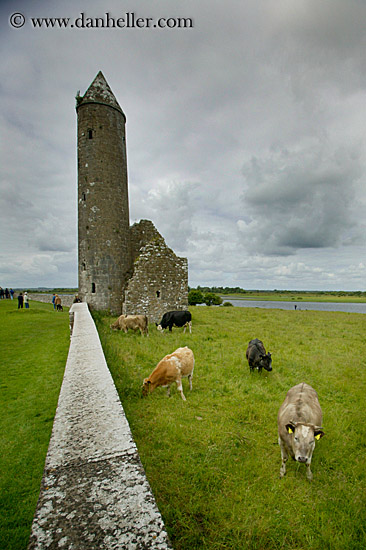 round-tower-8.jpg