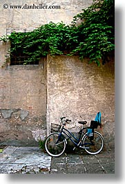 images/Europe/Italy/Dolomites/Bolzano/Bicycles/bolzano-bicycles-03.jpg