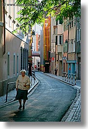 bolzano, dolomites, europe, italy, pedestrians, streets, vertical, photograph