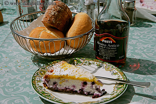 rolls-wine-n-cheesecake-1.jpg