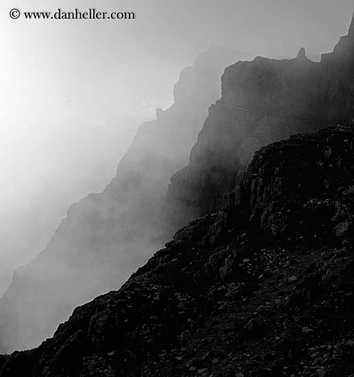 layered-mtns-11-bw.jpg