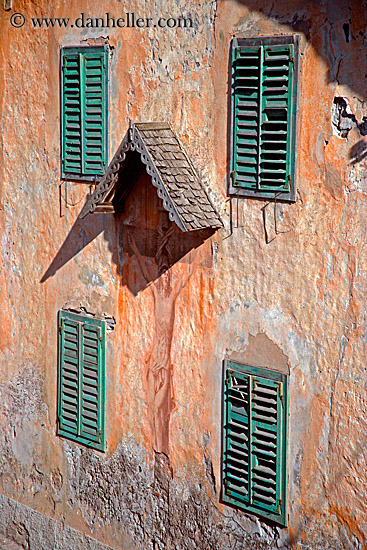 green-window-shutters.jpg