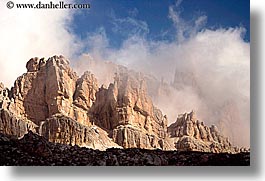 images/Europe/Italy/Dolomites/MiscMountains/foggy-mtns-2.jpg