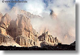 images/Europe/Italy/Dolomites/MiscMountains/foggy-mtns-3.jpg