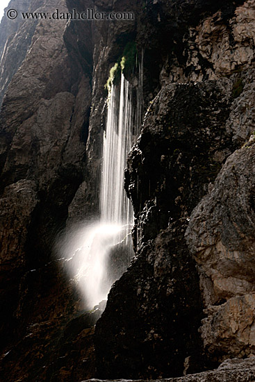 waterfalls-3.jpg