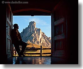 images/Europe/Italy/Dolomites/PassoGiau/GuselaMountain/gusela-mtn-doorway-6.jpg