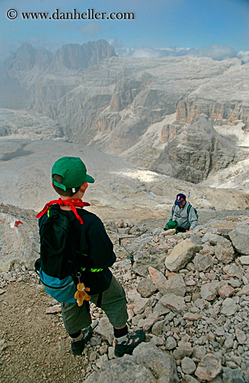 hiker-kid-2.jpg