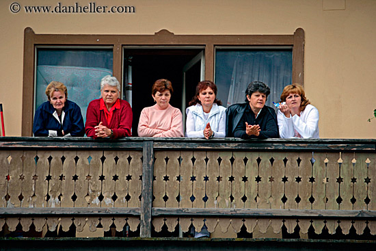 women-on-balcony-2.jpg