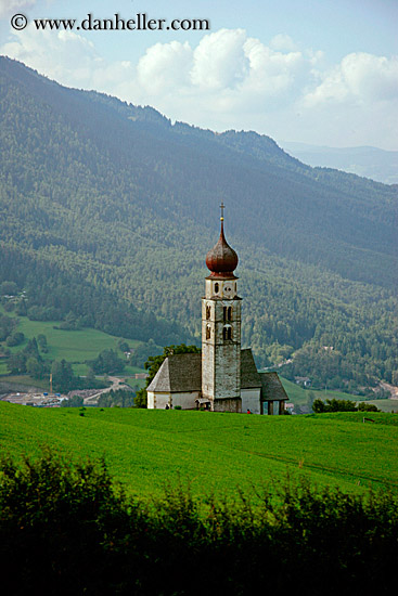 rosengarten-church-1.jpg