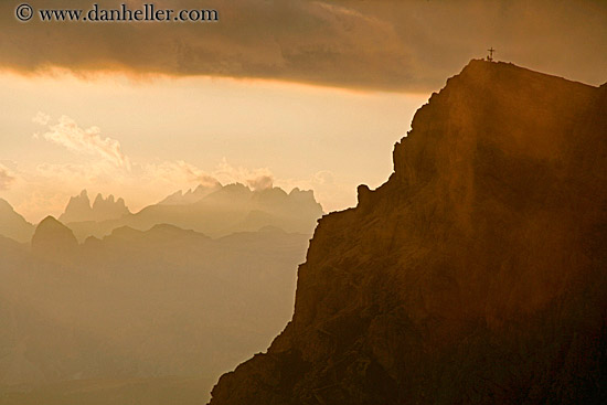 dolomites-sunset-07.jpg