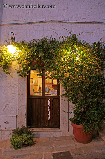 trulli-storefront-09.jpg