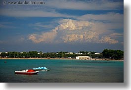 boats, clouds, cumulus, europe, gallipoli, harbor, horizontal, italy, puglia, photograph