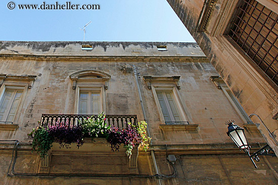 upview-window-balcony-2.jpg