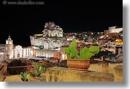 images/Europe/Italy/Puglia/Matera/Town/church-n-cityscape-05.jpg