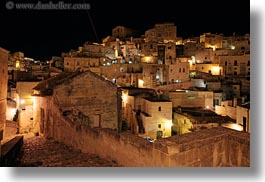 images/Europe/Italy/Puglia/Matera/Town/nite-cityscape-2.jpg