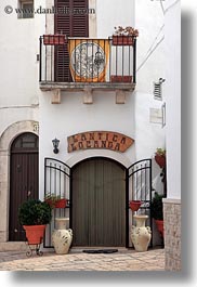 europe, italy, noci, puglia, restaurants, signs, vertical, photograph