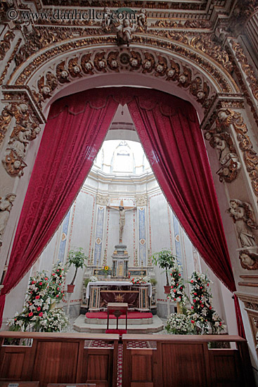 red-curtain-n-altar.jpg