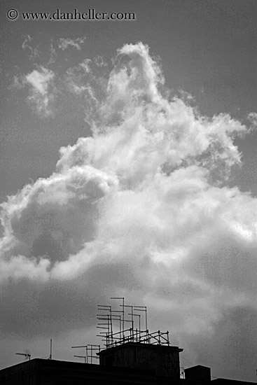 clouds-n-antennas-2-bw.jpg