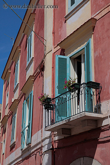 window-n-balcony-1.jpg