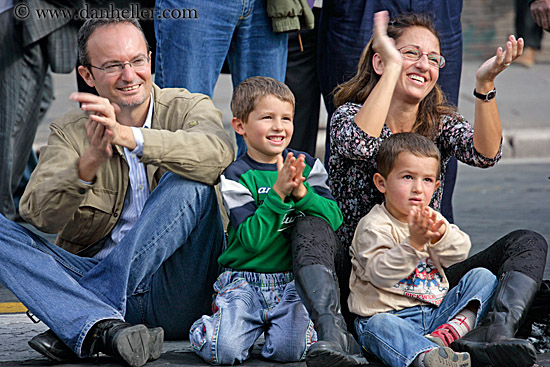 family-clapping-2.jpg