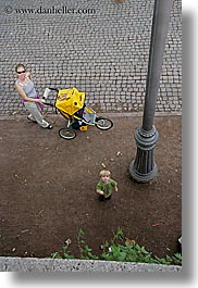boys, childrens, downview, europe, italy, jack and jill, jacks, jills, looking, mothers, people, perspective, rome, toddlers, vertical, womens, photograph