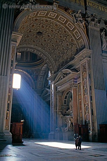st_peters-cathedral-sunbeams-3.jpg