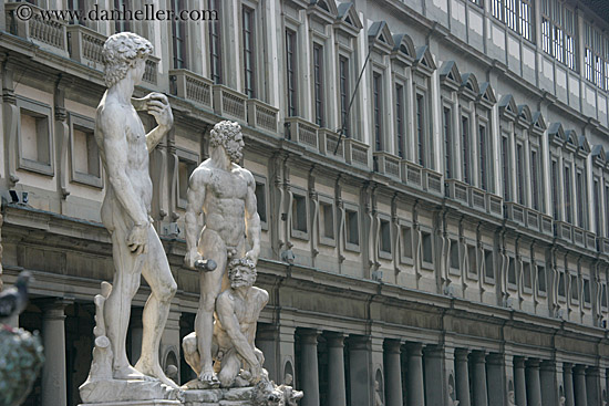 uffizi-statues.jpg