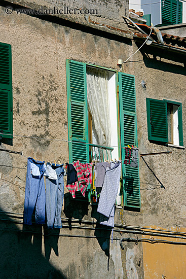 hanging-laundry-1.jpg