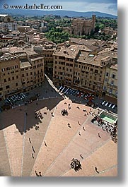 aerials, cities, europe, italy, piazza, siena, towns, tuscany, vertical, photograph