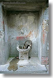 cats, europe, italy, sink, sorano, towns, tuscany, vertical, photograph