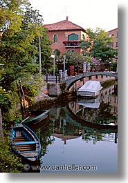 canals, europe, italy, lido, venecia, venezia, venice, vertical, photograph