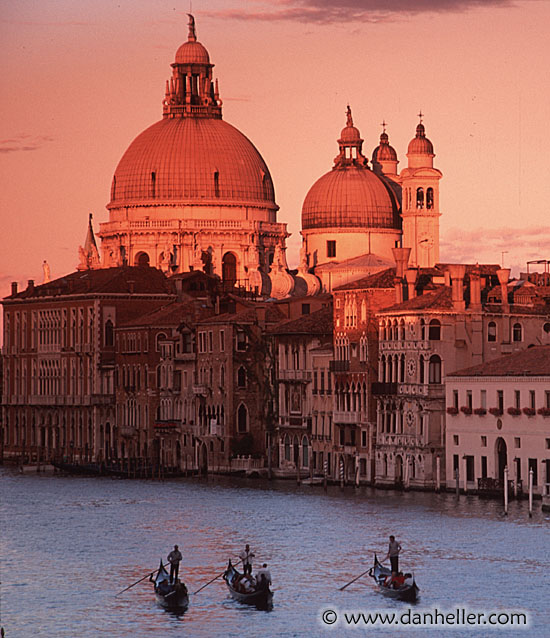 venice-gondolas.jpg