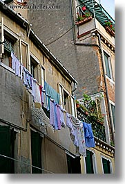 images/Europe/Italy/Venice/Laundry/hanging_laundry-1.jpg