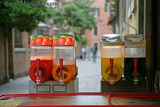 fruity-drink-maker-2.jpg