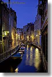 boats, canals, europe, italy, nite, slow exposure, venecia, venezia, venice, vertical, photograph