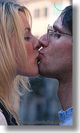 closeup, couples, europe, italy, kissing, people, venecia, venezia, venice, vertical, photograph