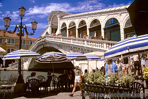 rialto02.jpg