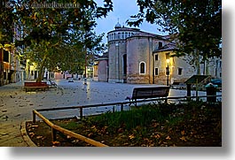 images/Europe/Italy/Venice/Streets/dawn-piazza.jpg