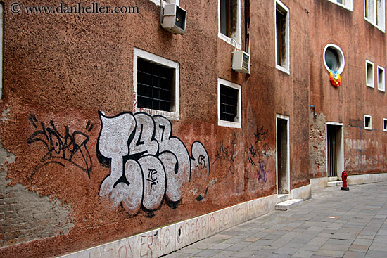 graffiti-wall.jpg